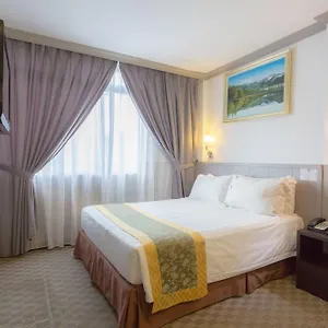 3* Отель Hallmark Leisure